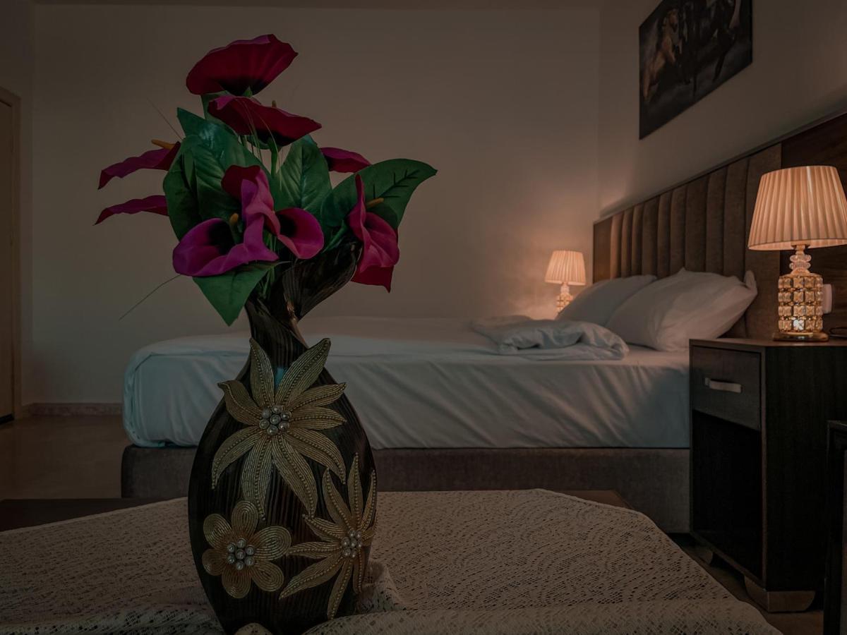 Petra Jewel Luxury Hotel Вади Муса Екстериор снимка