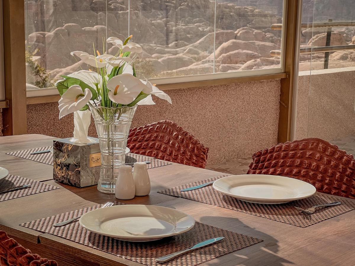 Petra Jewel Luxury Hotel Вади Муса Екстериор снимка