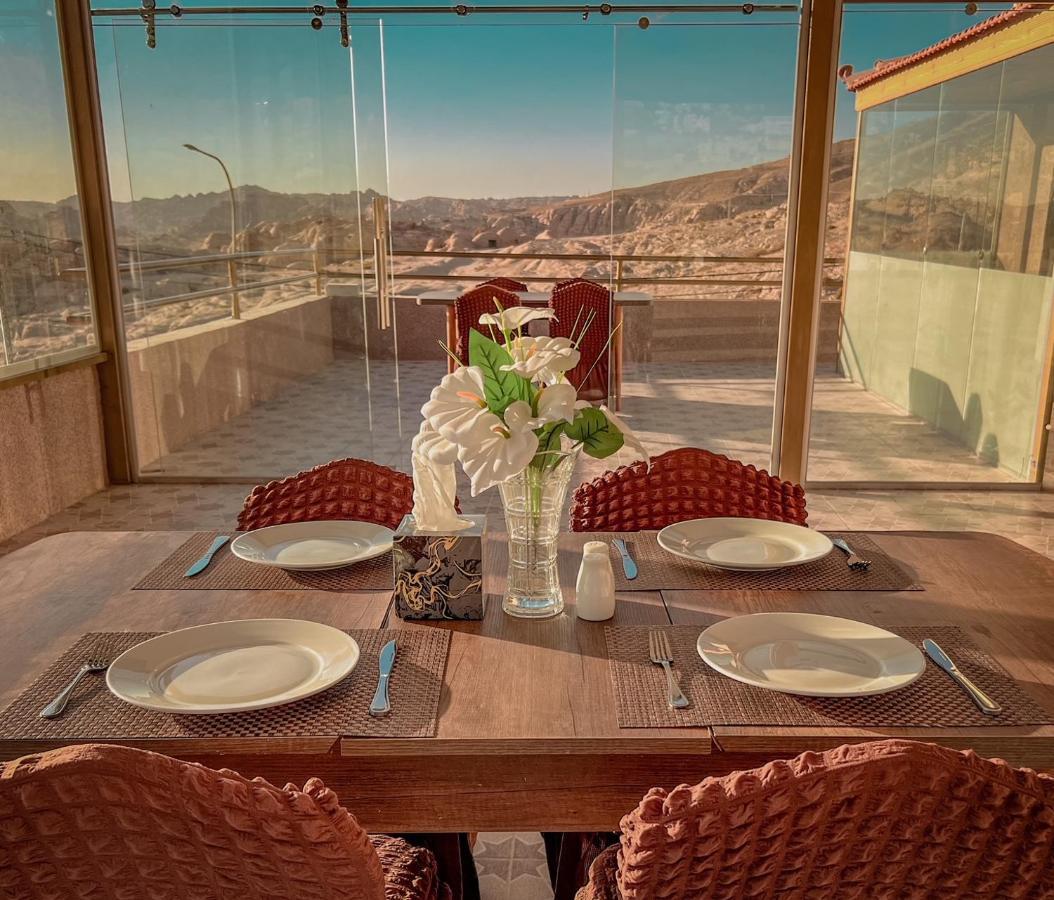 Petra Jewel Luxury Hotel Вади Муса Екстериор снимка