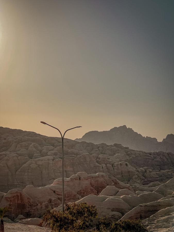 Petra Jewel Luxury Hotel Вади Муса Екстериор снимка