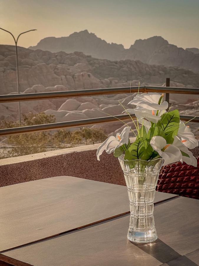 Petra Jewel Luxury Hotel Вади Муса Екстериор снимка